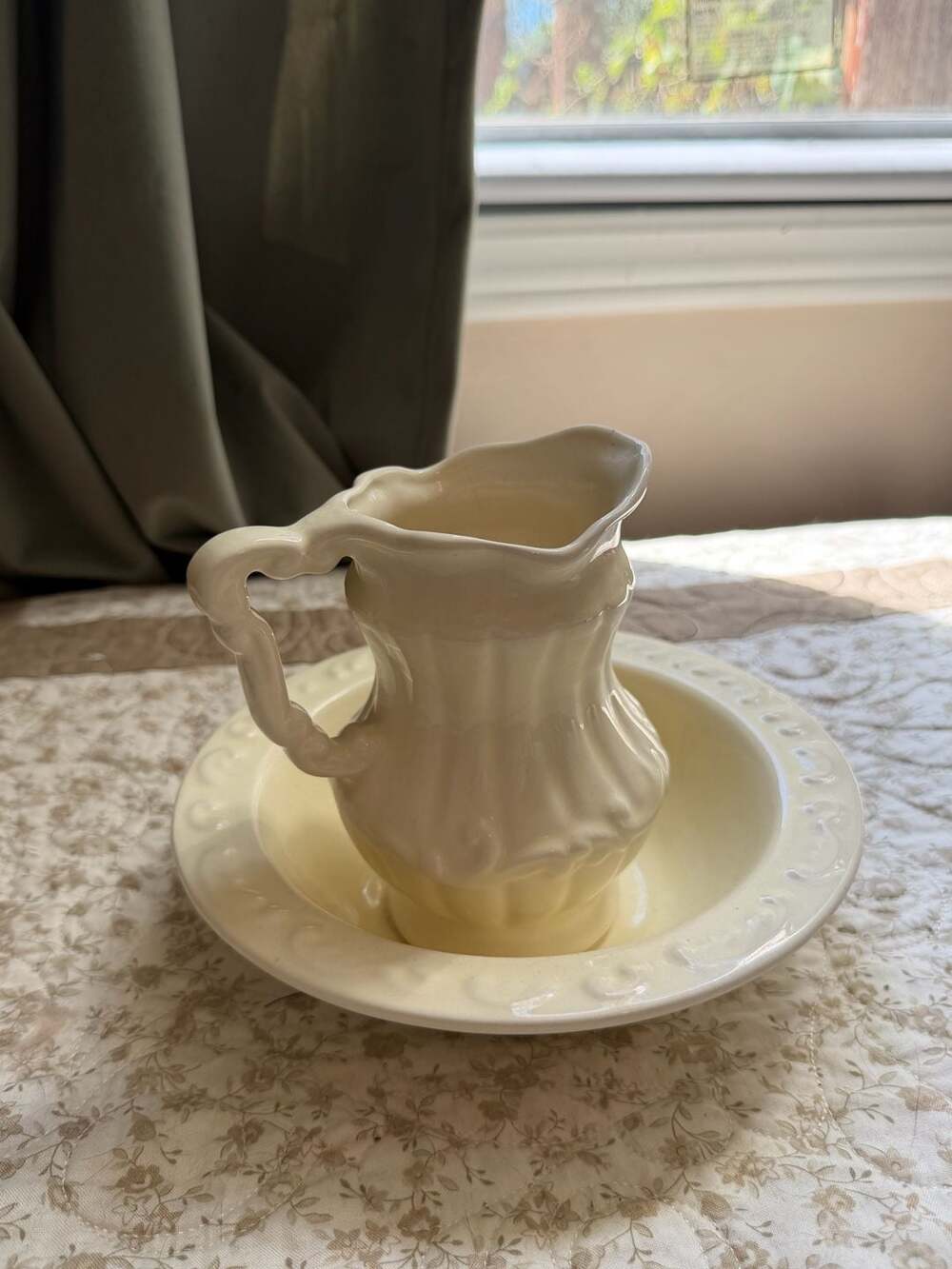 Vintage Ceramic Pitcher And Wash Basin Bowl Set Ivory Cream